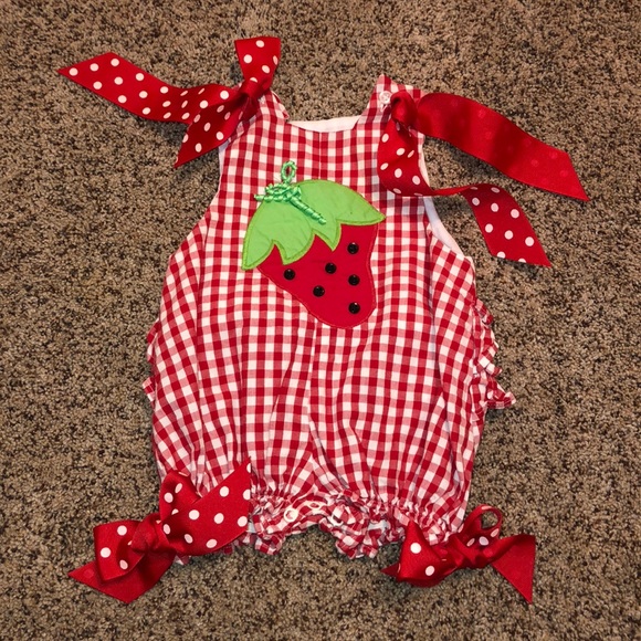 The Bailey Boys Other - The Bailey Boys strawberry romper with ruffle butt